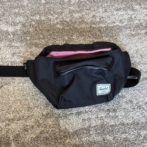 Herschel Supply Company Black Belt Hip Bag Fanny Pack NWOT